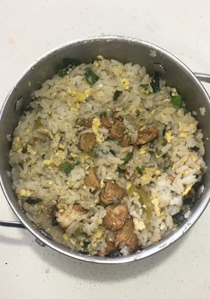 Una foto de Arroz chino con poio🐔🇨🇳