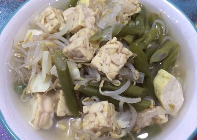 Resep Sayur Bening Tahu &amp; Tempe Campur, Bikin Ngiler