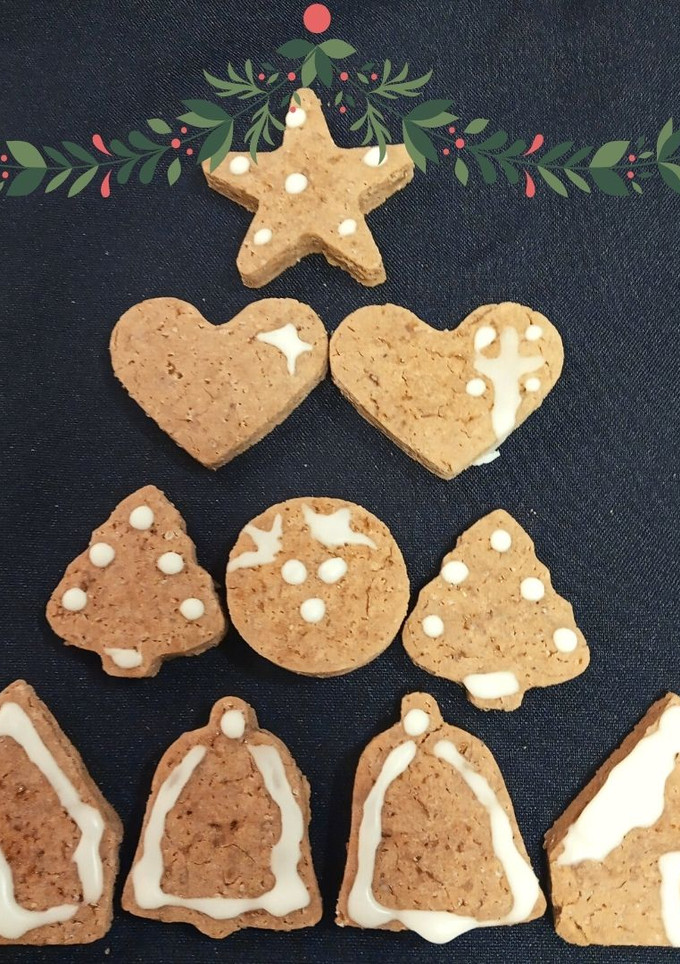 Una foto de Galletitas Navideñas de canela: sin gluten, lácteos ni huevo