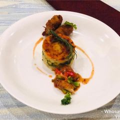 A picture of Whosayna’s Mashed potatoes with Peas, Corns and Spinach layer.