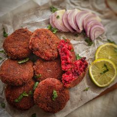 A picture of Beetroot Cutlet.