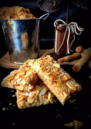 Una foto de Jan Hagel, galletitas navideñas holandesas de almendra y canela