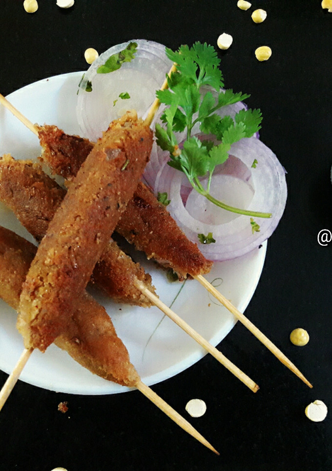 A picture of Soya Sattu Seekh Kebab.