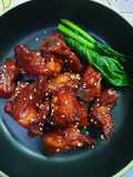 กระดูกอ่อนหมูแดงสไปซี่ 🥟🥩