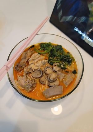 Hình của món Gà nấu chao.