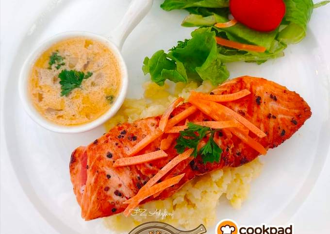 Resipi Grilled Salmon On Bed Of Mashed Potato & Lemon Butter Sauce Oleh ...