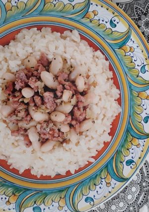 Una foto de Arroz con cerdo y romero
