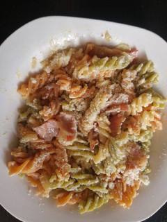 Una foto de Trenzas a la carbonara