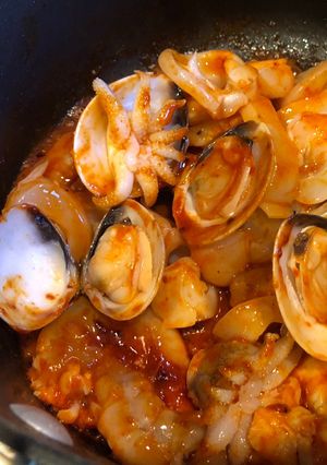 รูปของ Seafood Soondubu (Korean Soft Tofu Stew)