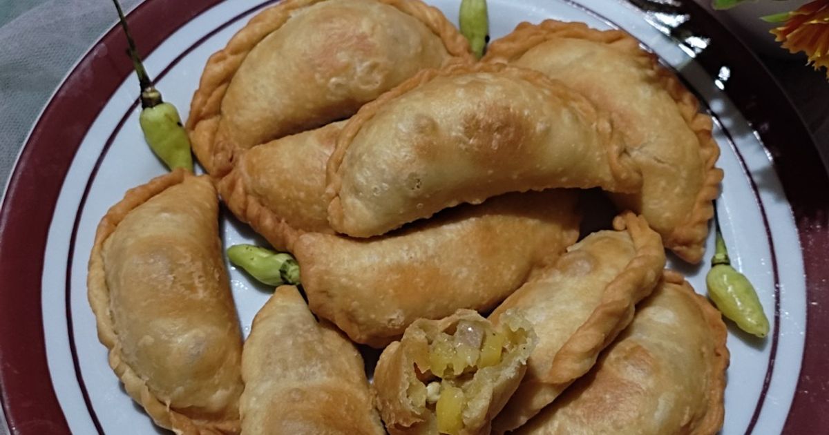 Pastel isi Ragout