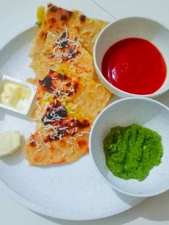 चपाती सँडविच (chapati sandwich recipe in marathi) रेसिपी चे मुख्य फोटो