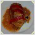 Patatas rellenas de bonito en salsa de tomate