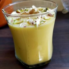 Mango lassi A picture of Mango lassi.