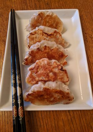 A picture of Yaki Gyoza (Fried Dumpling) #newcookschallenge.