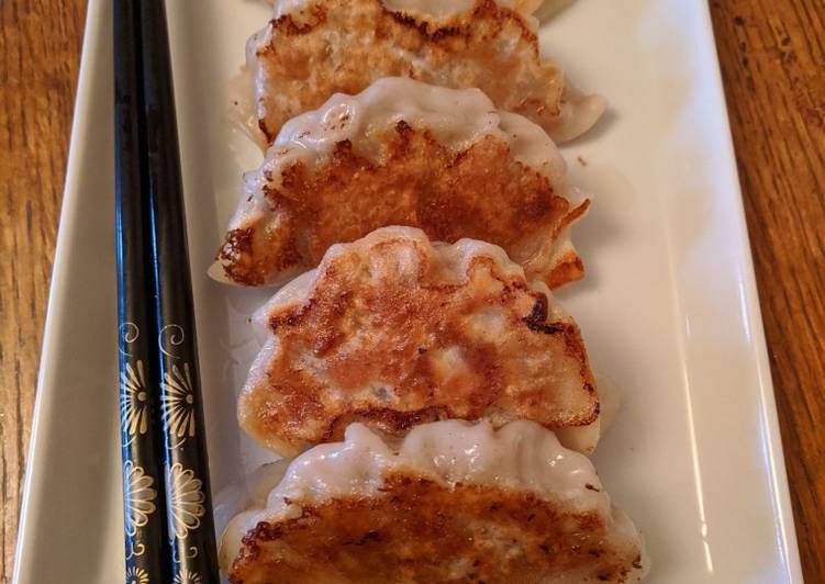 Steps to Make Favorite Yaki Gyoza (Fried Dumpling) #newcookschallenge