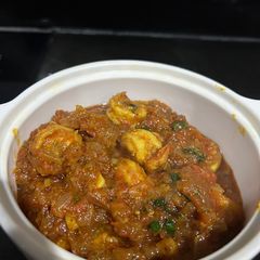 A picture of Tomato prawns.