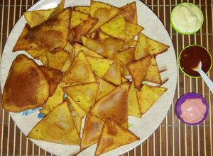 Una foto de Doritos caseros