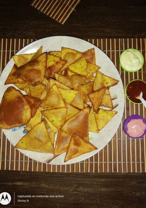 Una foto de Doritos caseros
