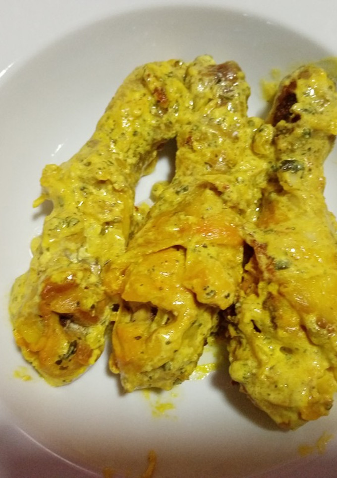 Una foto de Pollo en salsa