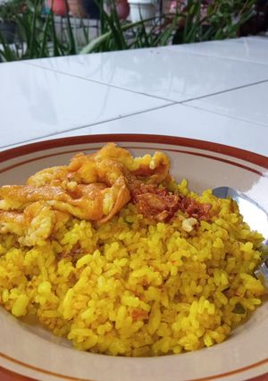Foto resep Nasi goreng kunyit dan telur dadar