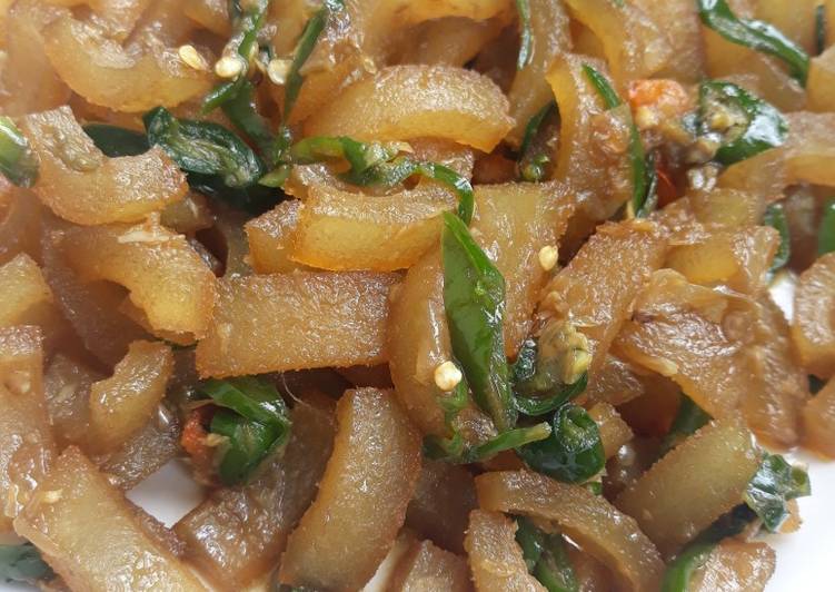 Tumis Kikil Cabe Ijo