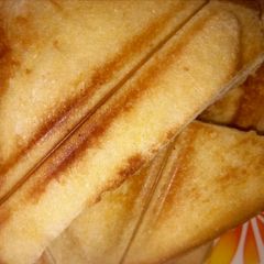 A picture of Toast bread.