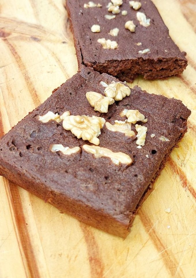 Una foto de Bizcochuelo de chocolate y banana saludable🍫🍌