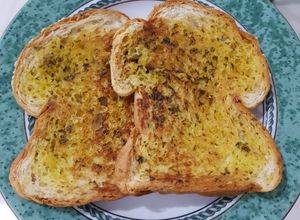 Foto resep Garlic Bread Simple Pake Teflon