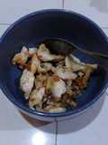 ไก่กระเทียม