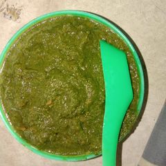 A picture of Pudina chutney.