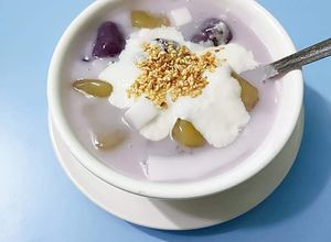 Hình của món Ăn vặt cực thích 3: Chè khoai dẻo.