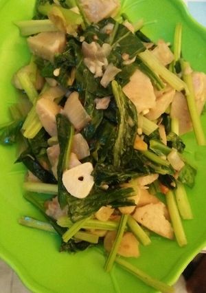 Foto resep 35. Ca Sawi Hijau Bakso Pedas
