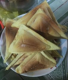 bơ thực vật và phô mai