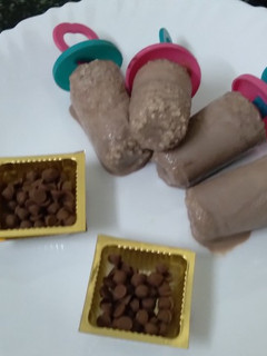சாக்லேட் குல்ஃபி (Chocolate kulfi recipe in tamil) செய்முறை முக்கிய புகைப்படம்