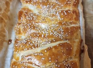 Foto principal de Trenza de hojaldre de pavo y queso
