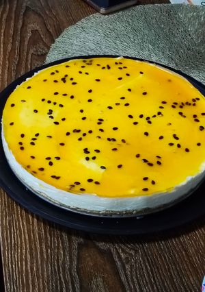 Una foto de Cheesecake de maracuyá