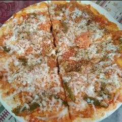 A picture of Suji pizza.