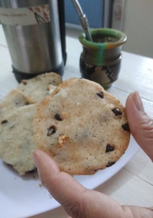 Una foto de Galletas tipo chips ahoy
