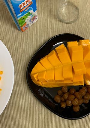 รูปของ นมสดไข่มุกมะม่วงกวน💛✨