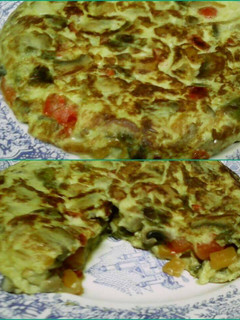 Una foto de Tortilla de verduras variadas