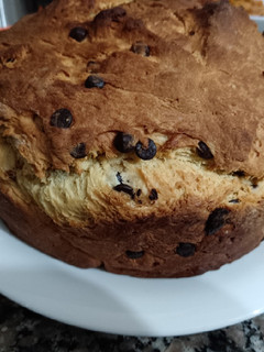 Una foto de Panettone de chocolate