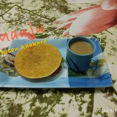 A picture of Besan khakhra.