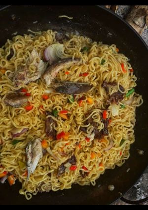 A picture of Noodles with fish.