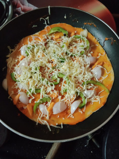 A picture of Wheat flour pizza.