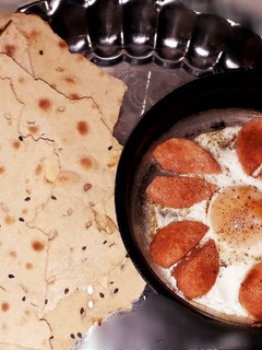 عکسی از دستور سوسیس تخم مرغ🍳