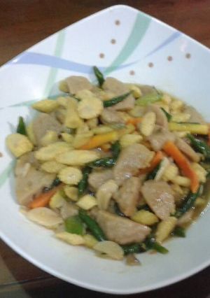 Foto resep Tumis putren bakso Lombok ijo