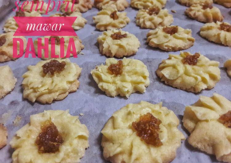 Resep Semprit mawar dahlia, Enak