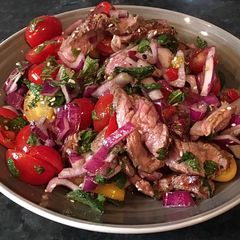 Thai beef salad (Nam tok - น้ำตกเนื้อ) A picture of Thai beef salad (Nam tok - น้ำตกเนื้อ).