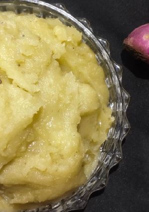 શક્કરિયા નો શીરો (Sweetpotato Sheero Recipe In Gujarati) રેસીપી મુખ્ય ફોટો
