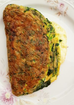 Una foto de Omelette de espinaca fresca y muzzarella